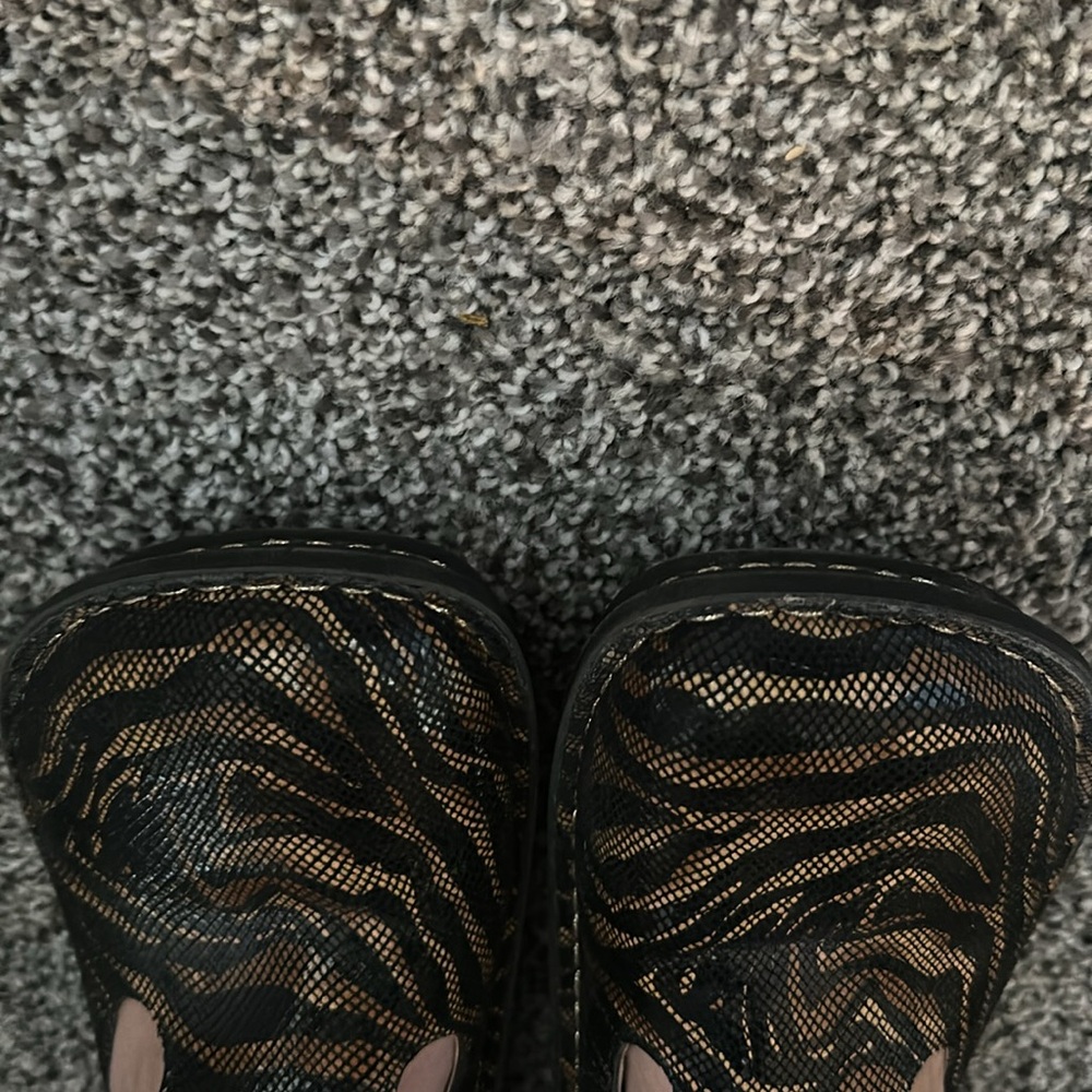 ALEGRIA Tiger print shoes clogs size 10 (40) - Picture 5 of 8